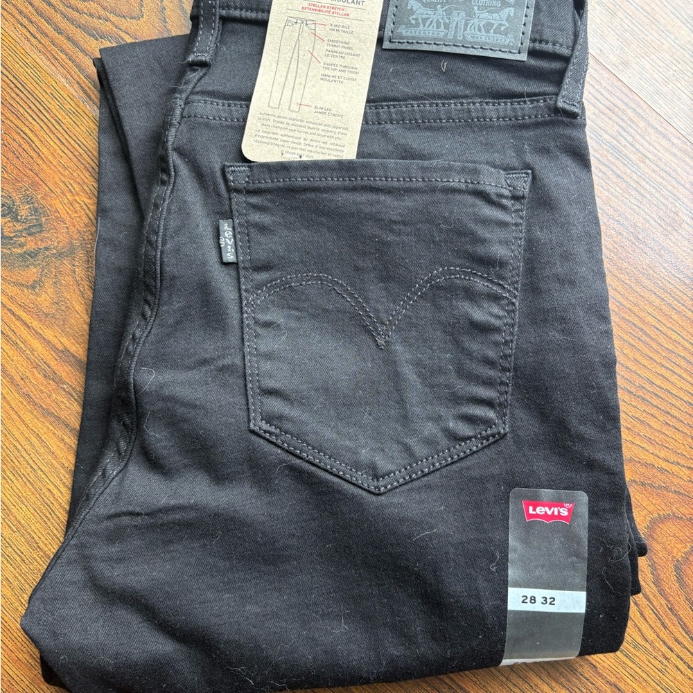 Levi's Women’s Shaping Slim Stretch Black Jeans